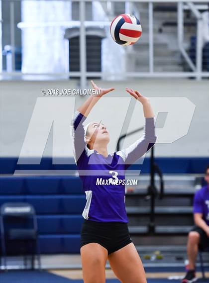 Thumbnail 3 in Boerne vs Alamo Heights (NISD Volleyball Tournament) photogallery.