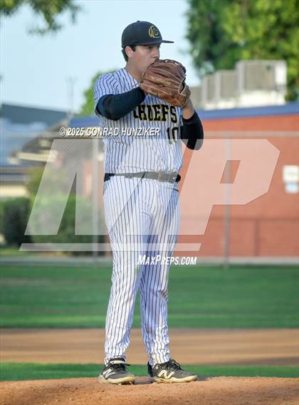 Thumbnail 2 in Marshall @ Santa Fe (CIF SS Division 6 Quarterfinals) photogallery.