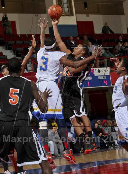 Thumbnail 3 in Tuckahoe vs Children's Village (Section 1 Class C Semifinal) photogallery.