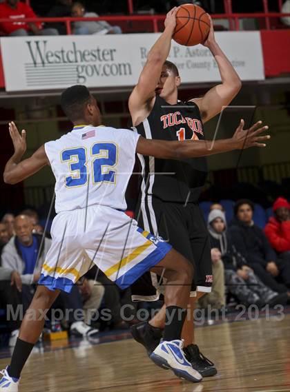 Thumbnail 2 in Tuckahoe vs Children's Village (Section 1 Class C Semifinal) photogallery.