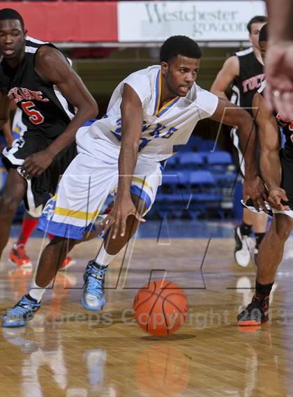 Thumbnail 3 in Tuckahoe vs Children's Village (Section 1 Class C Semifinal) photogallery.