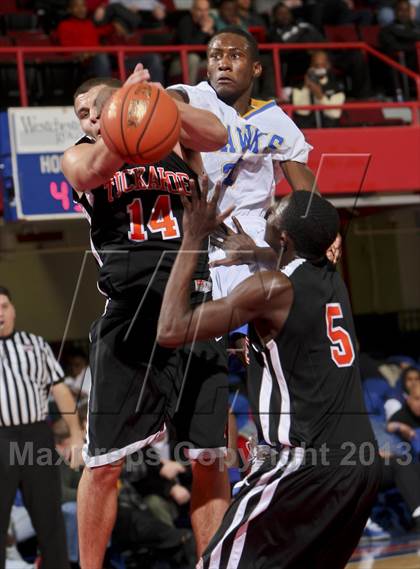 Thumbnail 2 in Tuckahoe vs Children's Village (Section 1 Class C Semifinal) photogallery.