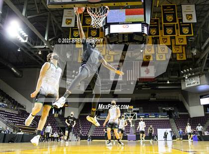 Thumbnail 3 in St. Mary's vs. Lutheran (CHSAA 3A Finals) photogallery.