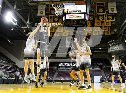 Thumbnail 2 in St. Mary's vs. Lutheran (CHSAA 3A Finals) photogallery.