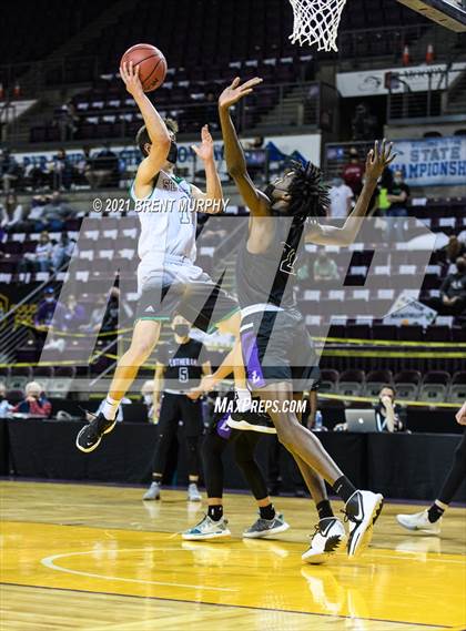 Thumbnail 3 in St. Mary's vs. Lutheran (CHSAA 3A Finals) photogallery.