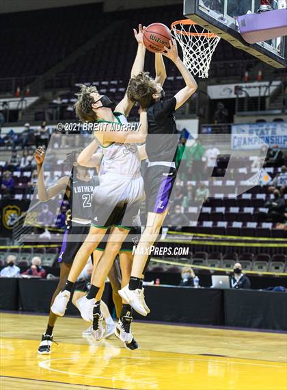 Thumbnail 3 in St. Mary's vs. Lutheran (CHSAA 3A Finals) photogallery.