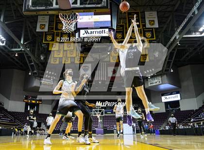 Thumbnail 2 in St. Mary's vs. Lutheran (CHSAA 3A Finals) photogallery.