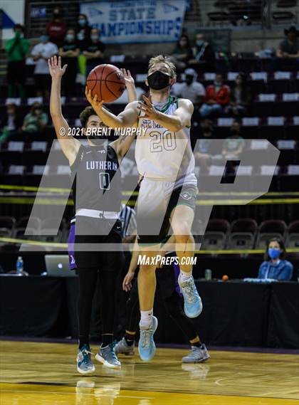 Thumbnail 2 in St. Mary's vs. Lutheran (CHSAA 3A Finals) photogallery.