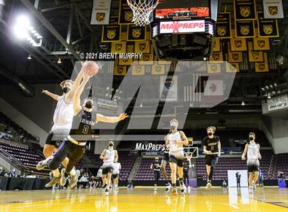 Thumbnail 2 in St. Mary's vs. Lutheran (CHSAA 3A Finals) photogallery.