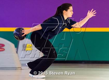 Thumbnail 3 in Kellenberg vs St. Dominic (NSCHSGAA Championship) photogallery.