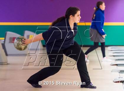 Thumbnail 1 in Kellenberg vs St. Dominic (NSCHSGAA Championship) photogallery.