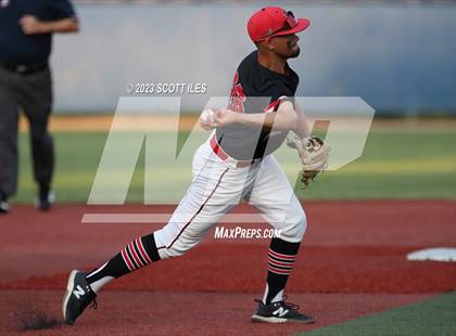 Thumbnail 2 in Whiteoak vs Hiland (OHSAA D4 Regional Final) photogallery.