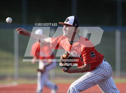 Thumbnail 2 in Whiteoak vs Hiland (OHSAA D4 Regional Final) photogallery.
