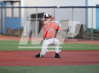 Thumbnail 1 in Whiteoak vs Hiland (OHSAA D4 Regional Final) photogallery.