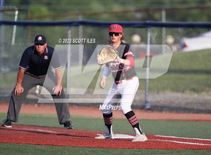 Thumbnail 2 in Whiteoak vs Hiland (OHSAA D4 Regional Final) photogallery.