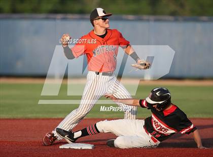 Thumbnail 1 in Whiteoak vs Hiland (OHSAA D4 Regional Final) photogallery.