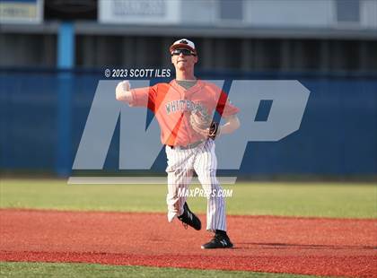 Thumbnail 2 in Whiteoak vs Hiland (OHSAA D4 Regional Final) photogallery.