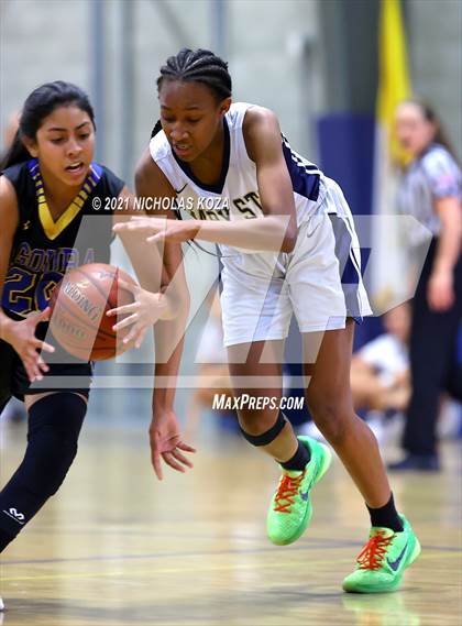 Thumbnail 2 in  Mary Star of the Sea vs. Agoura (CIF-SS D4AA Final) photogallery.