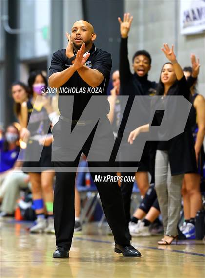 Thumbnail 2 in  Mary Star of the Sea vs. Agoura (CIF-SS D4AA Final) photogallery.