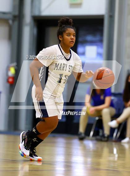 Thumbnail 1 in  Mary Star of the Sea vs. Agoura (CIF-SS D4AA Final) photogallery.