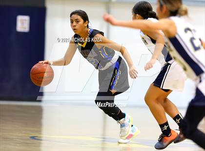 Thumbnail 1 in  Mary Star of the Sea vs. Agoura (CIF-SS D4AA Final) photogallery.