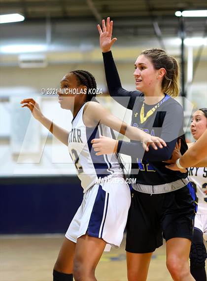 Thumbnail 1 in  Mary Star of the Sea vs. Agoura (CIF-SS D4AA Final) photogallery.