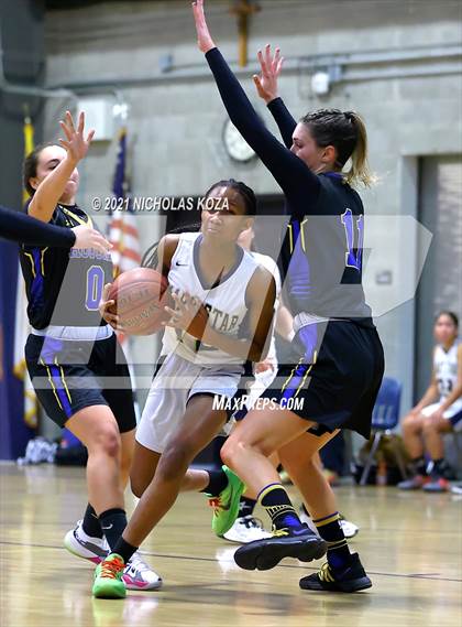 Thumbnail 1 in  Mary Star of the Sea vs. Agoura (CIF-SS D4AA Final) photogallery.