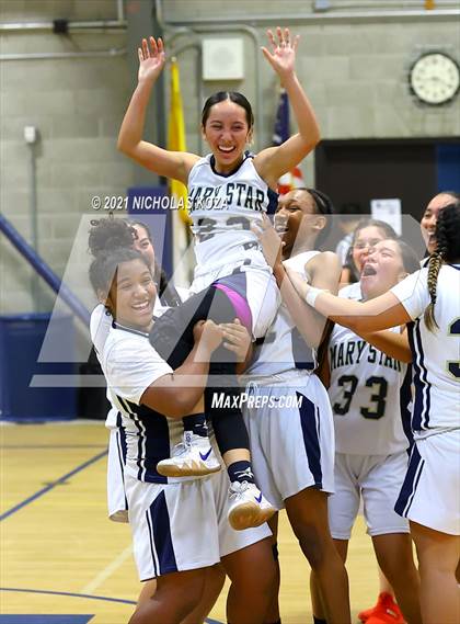Thumbnail 3 in  Mary Star of the Sea vs. Agoura (CIF-SS D4AA Final) photogallery.