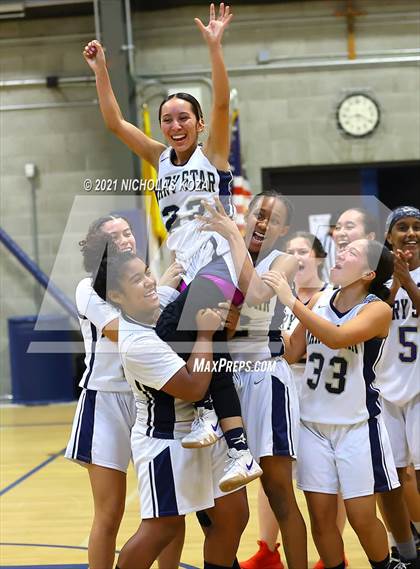 Thumbnail 2 in  Mary Star of the Sea vs. Agoura (CIF-SS D4AA Final) photogallery.