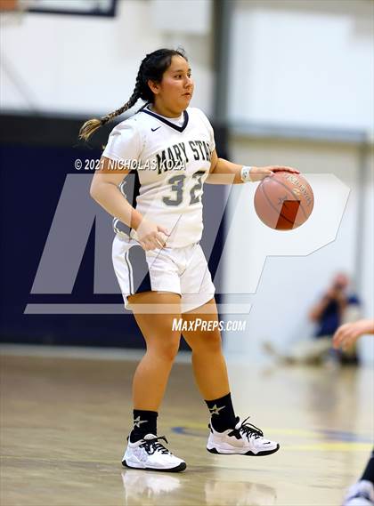 Thumbnail 3 in  Mary Star of the Sea vs. Agoura (CIF-SS D4AA Final) photogallery.