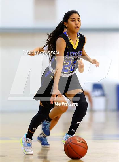 Thumbnail 1 in  Mary Star of the Sea vs. Agoura (CIF-SS D4AA Final) photogallery.