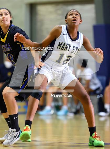 Thumbnail 2 in  Mary Star of the Sea vs. Agoura (CIF-SS D4AA Final) photogallery.