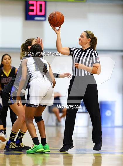 Thumbnail 1 in  Mary Star of the Sea vs. Agoura (CIF-SS D4AA Final) photogallery.
