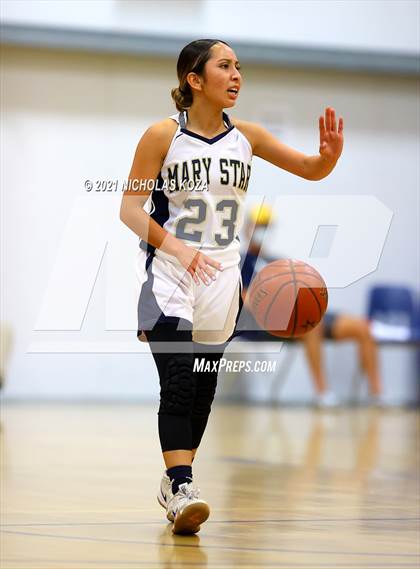 Thumbnail 2 in  Mary Star of the Sea vs. Agoura (CIF-SS D4AA Final) photogallery.