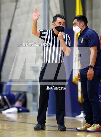 Thumbnail 1 in  Mary Star of the Sea vs. Agoura (CIF-SS D4AA Final) photogallery.