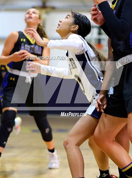 Thumbnail 2 in  Mary Star of the Sea vs. Agoura (CIF-SS D4AA Final) photogallery.