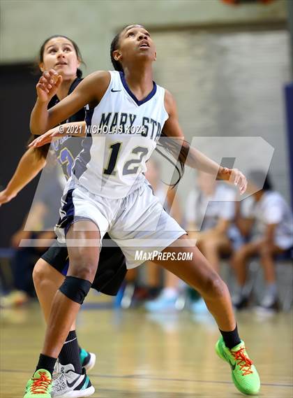 Thumbnail 3 in  Mary Star of the Sea vs. Agoura (CIF-SS D4AA Final) photogallery.