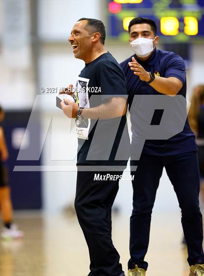 Thumbnail 3 in  Mary Star of the Sea vs. Agoura (CIF-SS D4AA Final) photogallery.