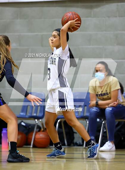 Thumbnail 1 in  Mary Star of the Sea vs. Agoura (CIF-SS D4AA Final) photogallery.