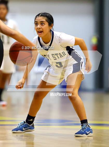 Thumbnail 3 in  Mary Star of the Sea vs. Agoura (CIF-SS D4AA Final) photogallery.