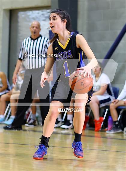 Thumbnail 3 in  Mary Star of the Sea vs. Agoura (CIF-SS D4AA Final) photogallery.