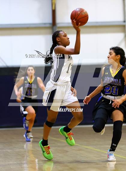 Thumbnail 1 in  Mary Star of the Sea vs. Agoura (CIF-SS D4AA Final) photogallery.