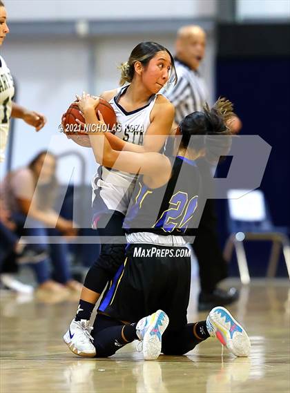 Thumbnail 1 in  Mary Star of the Sea vs. Agoura (CIF-SS D4AA Final) photogallery.