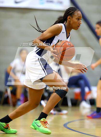 Thumbnail 1 in  Mary Star of the Sea vs. Agoura (CIF-SS D4AA Final) photogallery.
