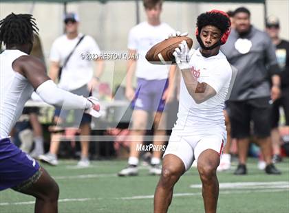 Thumbnail 3 in Rancho Cucamonga vs. Mater Dei (Battle At The Beach) photogallery.