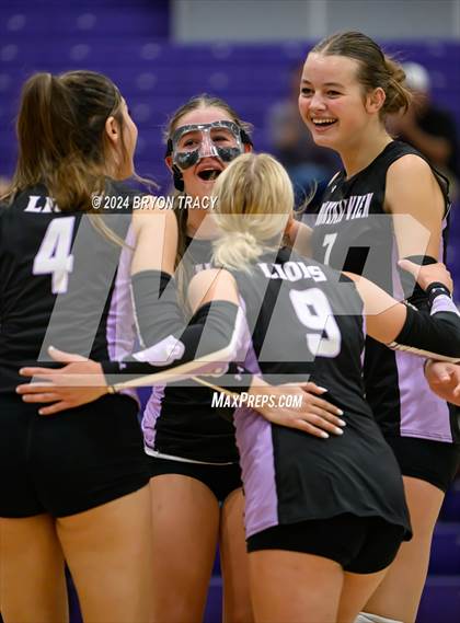 Thumbnail 3 in Berthoud @ Mountain View photogallery.