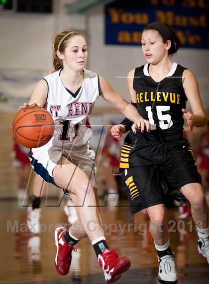Thumbnail 2 in Bellevue vs St. Henry (All A Classic) photogallery.