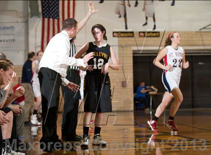 Thumbnail 1 in Bellevue vs St. Henry (All A Classic) photogallery.