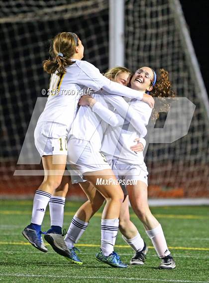 Thumbnail 3 in Plainfield vs. Weston photogallery.