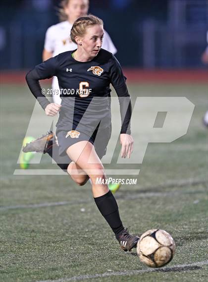 Thumbnail 3 in Plainfield vs. Weston photogallery.